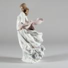 Lladro Classic Sculpture, Spring Splendor Woman Figurine