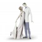 Lladro Classic Sculpture, Happy Anniversary Couple Figurine