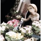 Lladro Classic Sculpture, Romantic Feelings Woman Sculpture