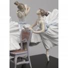 Lladro Classic Sculpture, Backstage Ballet Figurine. Limited Edition