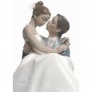 Lladro Classic Sculpture, The Happiest Day Couple Figurine Type 357