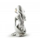 Lladro Classic Sculpture, Subtle Moonlight Woman Figurine. White. Limited Edition