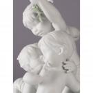 Lladro Classic Sculpture, Kiss Under The Mistletoe Children Figurine
