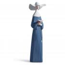 Lladro Classic Sculpture, Prayerful Moment Nun Figurine